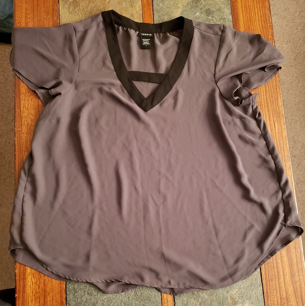 Torrid Size 1 Flowy Tshirt